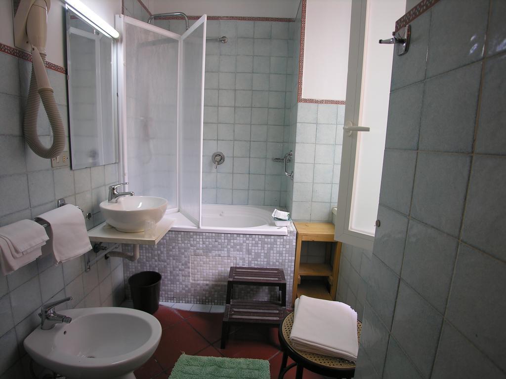Toledo Hotel 3*